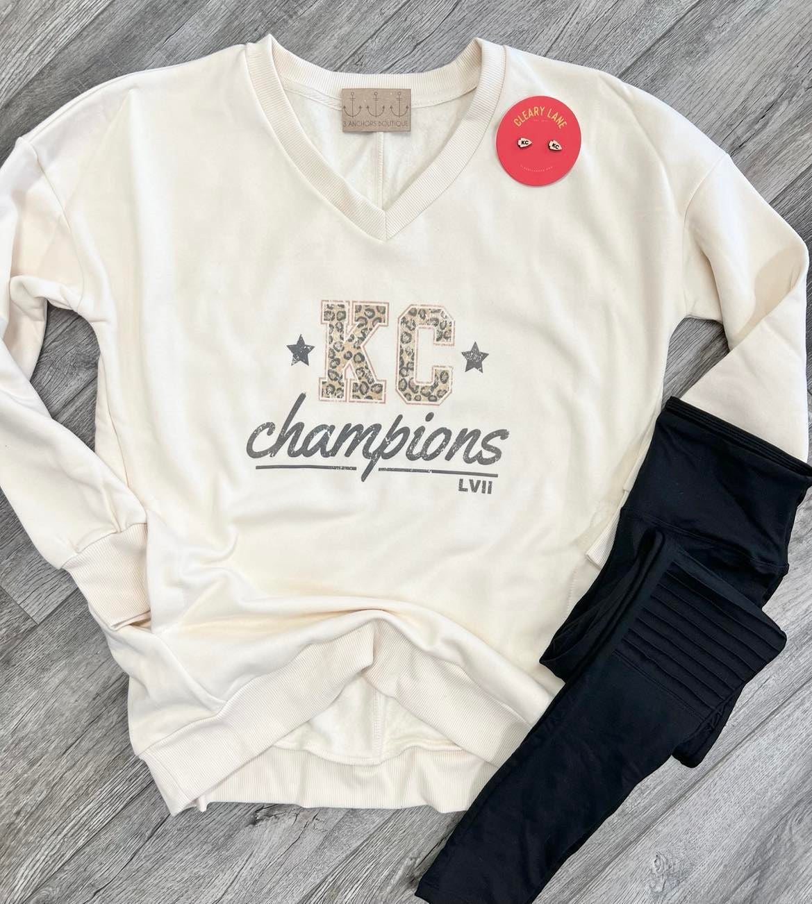 Cream chanel sales sweatshirt vintage